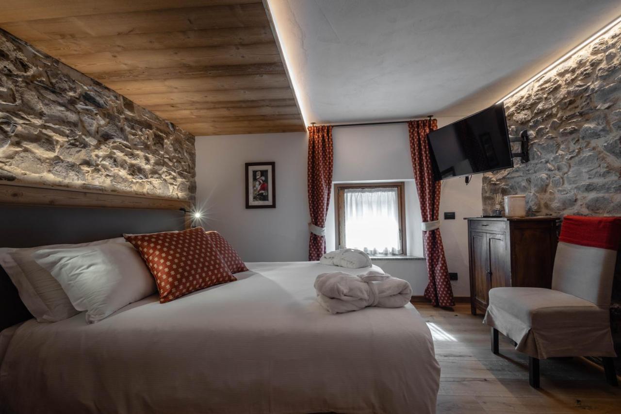 Les Plaisirs D'Antan Hotel Jovencan Exterior foto